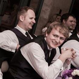 SloopJohnV_16's profile picture. Capture the Flag Master-Strategist/Rock Band Musician/Thor look-a-like/Law Graduate/Economics Enthusiast/#SloopJohnV