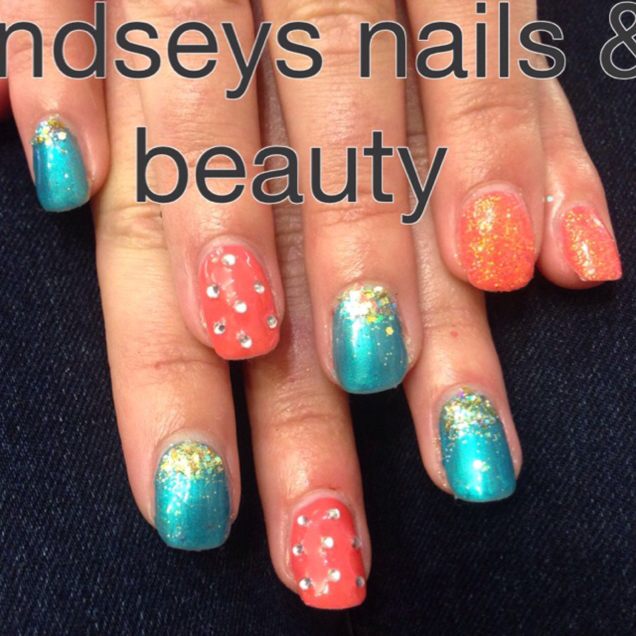 Fully qualified beautician and nail technician with over 10 years industry experience.
SHELLAC❤️ACRYLICS❤️FAKE BAKE/NSI❤️LASHES❤️MINX❤️