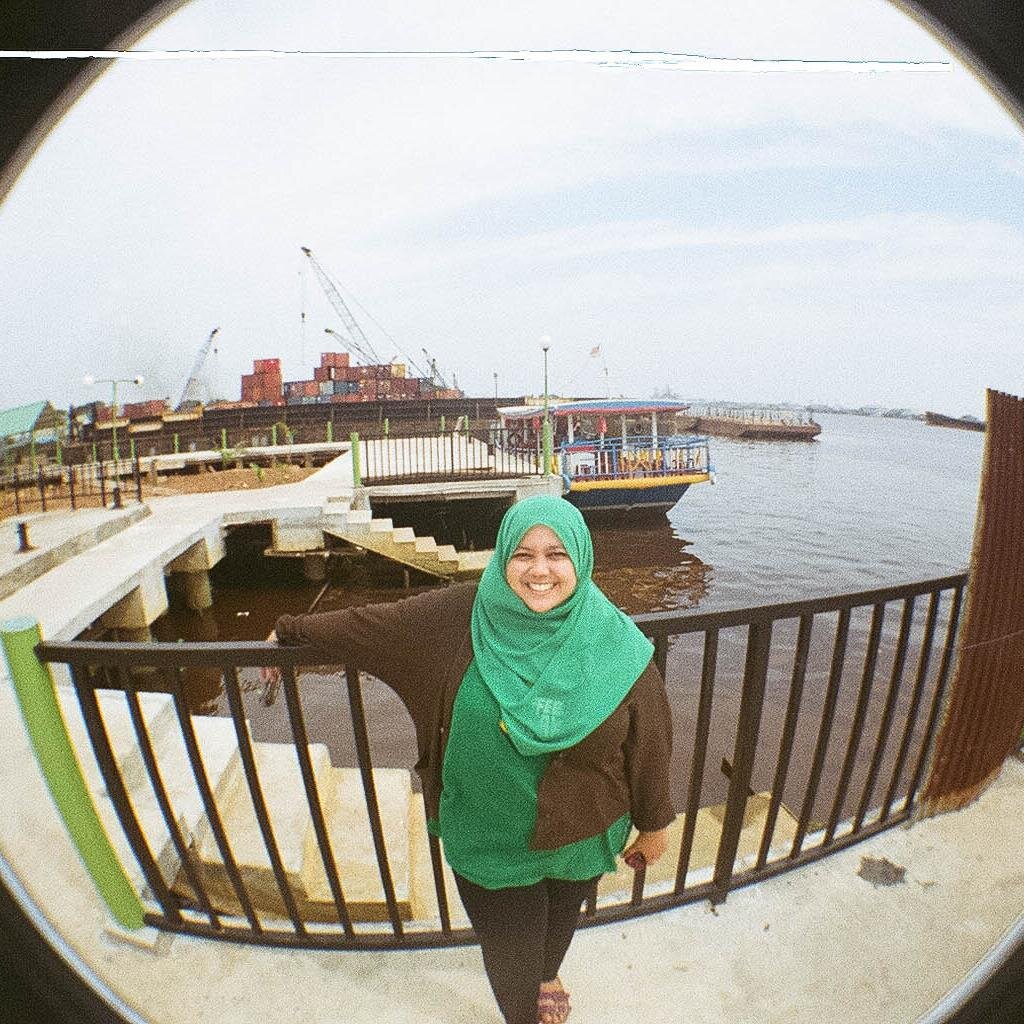 shintaindri's profile picture. a continuous human.