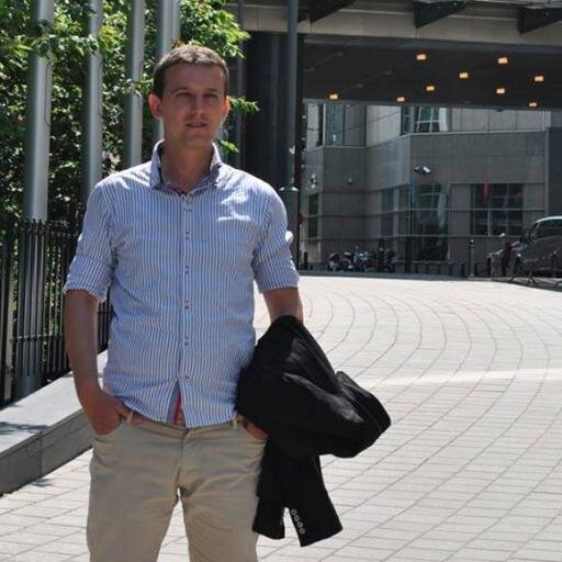 Software engineer, e-learning enthusiast, entrepreneur in air. Notes on motivation, meaning, identity in daily life.