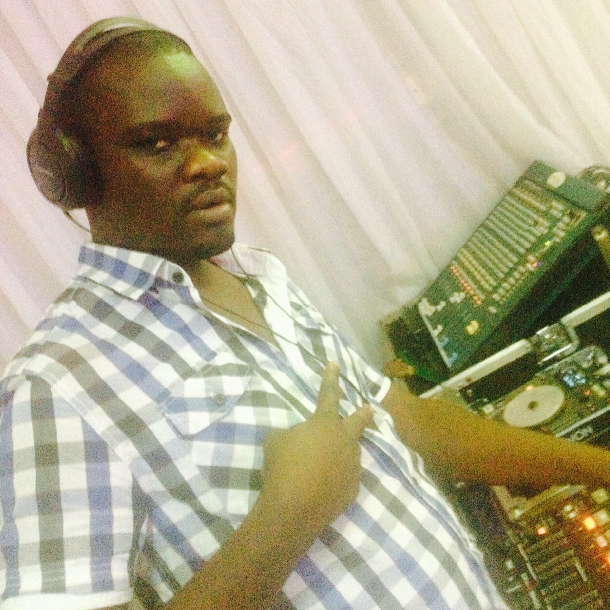 PROFETIONAL DEEJAY CLUB SILK/SILK EVENTZ https://t.co/7KOTr6Gpg2. AFRICA (uganda)