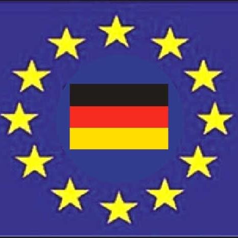Derzeit mächtig beschäftigt mit einem ganz tollen, ganz wichtigen Projekt. Demnächst wieder bei Twitter. Nicht zu verwechseln mit @SarahKern68