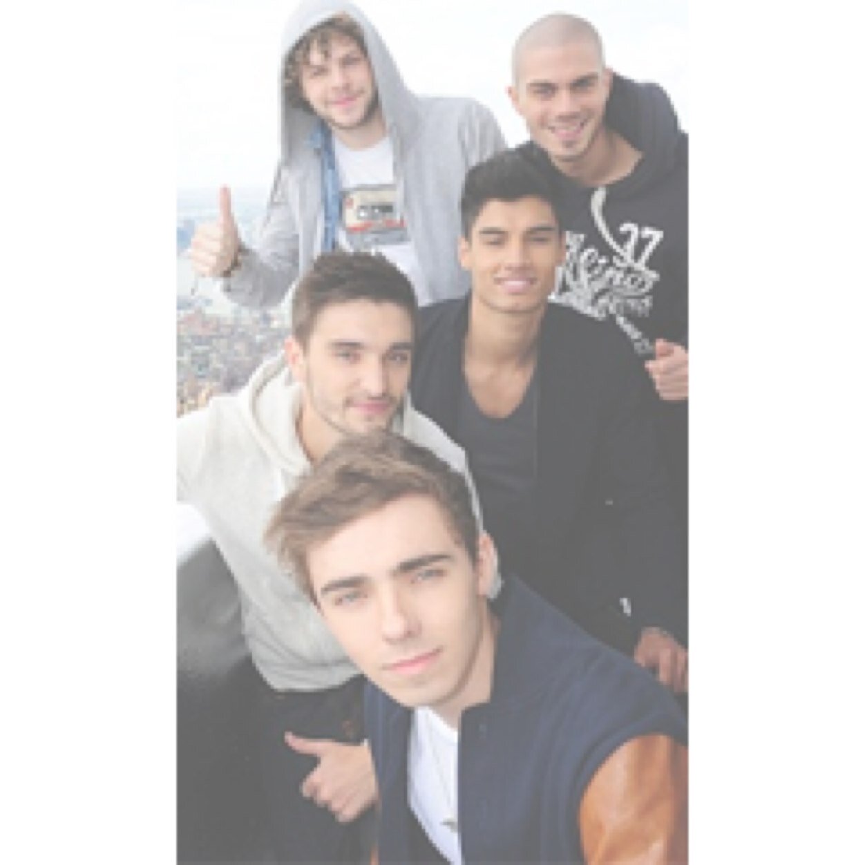 StrxwberryTW's profile picture. Tom, Jay, Nathan, Siva & Max. These boys make THE WANTED. #ThisIsNotTheEnd.