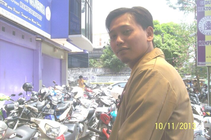 Amran64440762's profile picture. tak akan melupakanmu selamanya