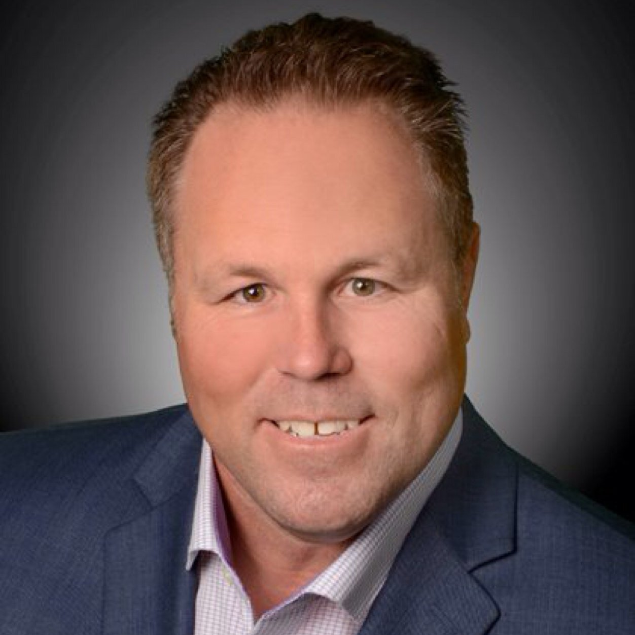 Residential Real Estate Agent focused on luxery, high end homes in North Texas.