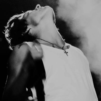 BruSilveiraaa's profile picture. I'm a half a heart without you