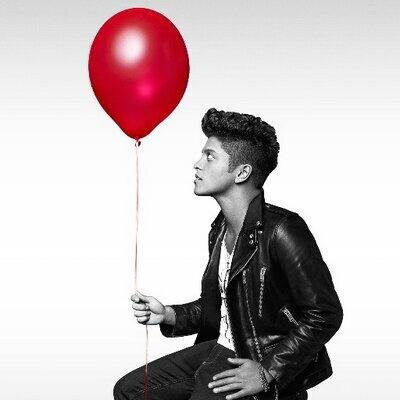 [Bruno's Voice] Nos mande sujestões para novos tweets. FC de humor. @BrunoMars