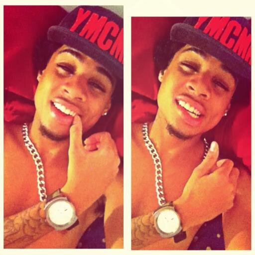 SlumLordTan's profile picture. Niggas Out Hea Plotting  , Planing  & Praying On Ya Downfall  That's Why I Can't Fw Everybody