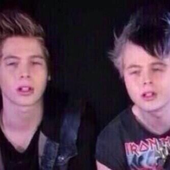 just me spam account (; but mind following @mashtonbubbles and @ashtxns_ ?