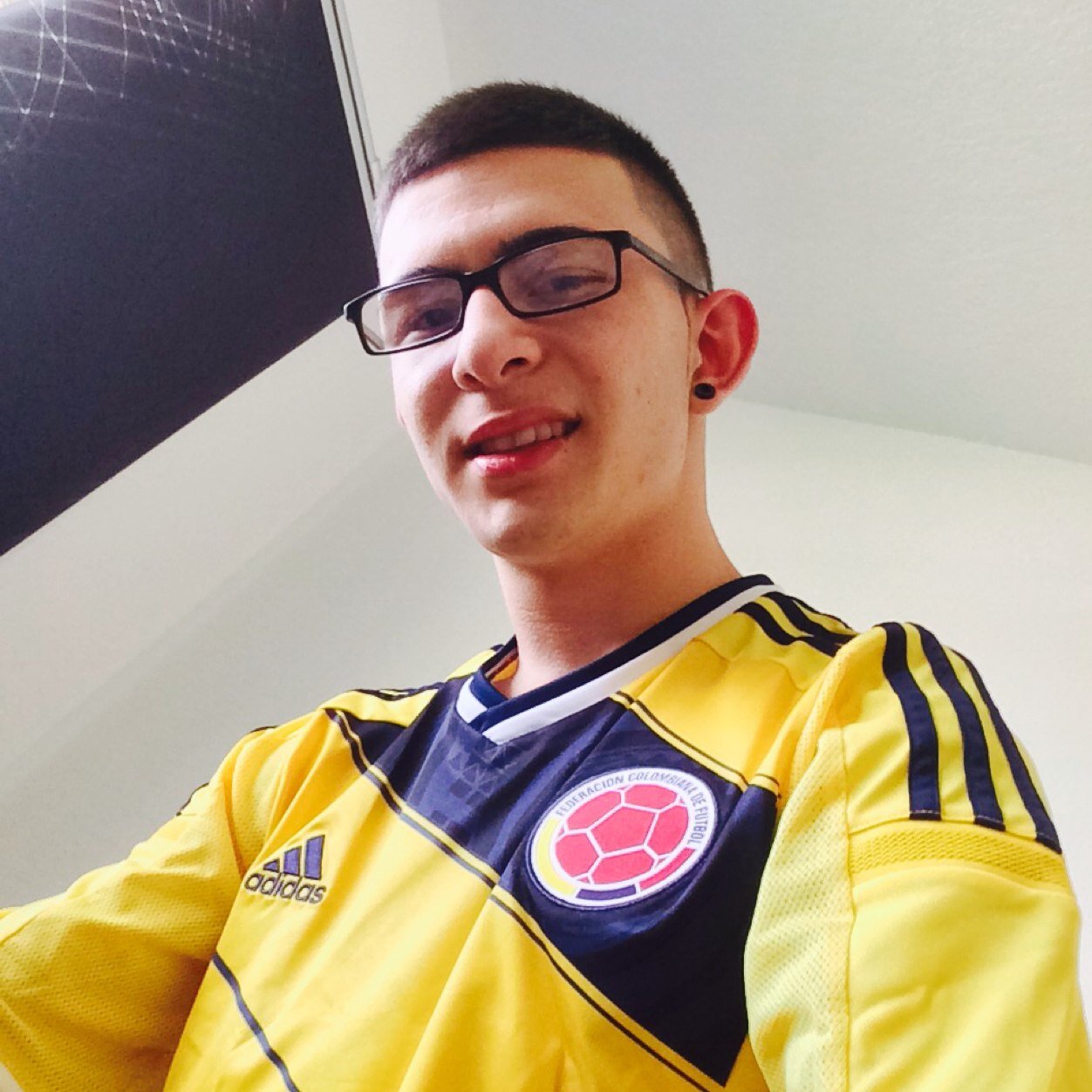 Nobullshitfool's profile picture. I don't get mad i get even , i fuck shit up