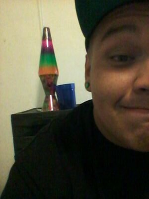 Manuel J. Bautista 20yrs old. Updates shit you really care about.Follow me and know when Im dropping a duece. #Hippy #BeWater