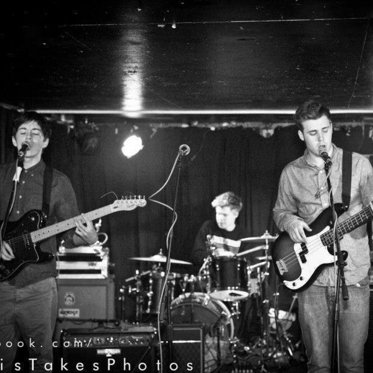 Indie guitar racket.  Debut EP OUT NOW -  http://t.co/fzdKUceVTM —
video - http://t.co/Hv3r5dqDI2 thesemortalcities@live.co.uk