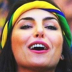 ´ ´ E não importa quanto tempo passe, o teu sorriso vai ser sempre a 
coisa mais importante e linda desse mundo @MelFronckowiak ´ ´ MASCULINO  ♂