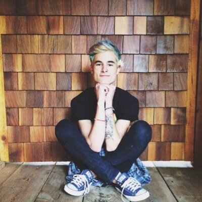 Free follow from @rejectxmikey