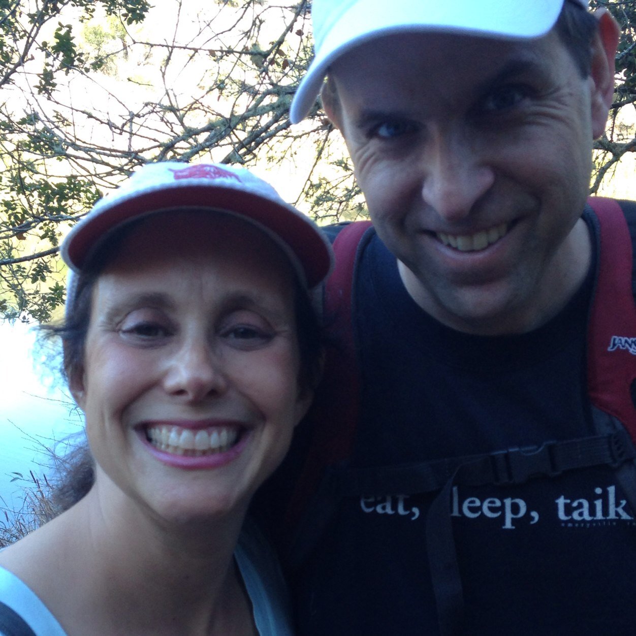 ronabardin's profile picture. Pediatrician and Director of Communication Consultants @KaiserPermanente, mom of 3 amazing women, fan of Fauci, Ferris, and food. Tweets not medical advice.