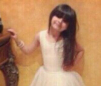 ‏فَ قـلب المسعريء ♥!                                            ياا مغلاه في قلبي وياا كبر منزلتـھہ #♡،^