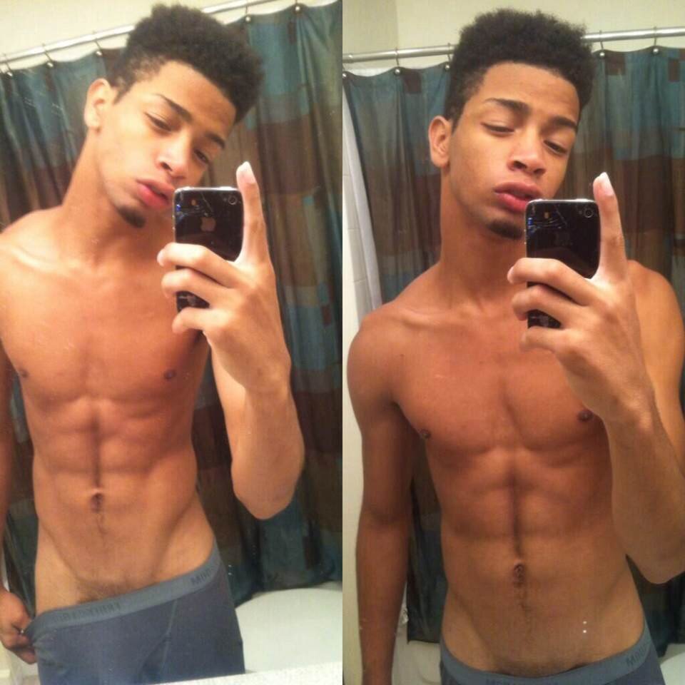 twitter keep deleting my shit ugh follow me i follow back , a light skin nigga with and a huge  beaumont tx boy ✊