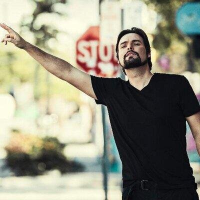 Bienvenidos! Club de Fans desde Julio 2014. Apoyando la carrera del comediante venezolano @ElGeorgeHarris desde cualquier parte del mundo ♥ ♥ #TequieroTequiero