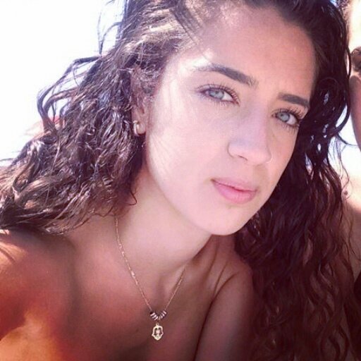 linoyzaguri's profile picture. ★ Let's just stop the time and enjoy the moment ★