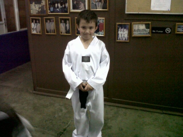 GilmasterRomero's profile picture. Chico que le gusta hacer amigos carismatico facil de enfadar y les advierto soy sinta negra :) y hijo de jaqui chan xd