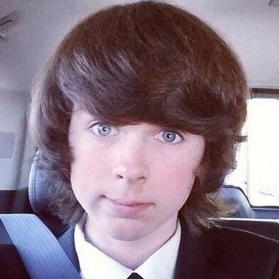 |@ChildishNerd Is my one and only he's my hero i love him.Surviving with my dad and tha group|#Parl