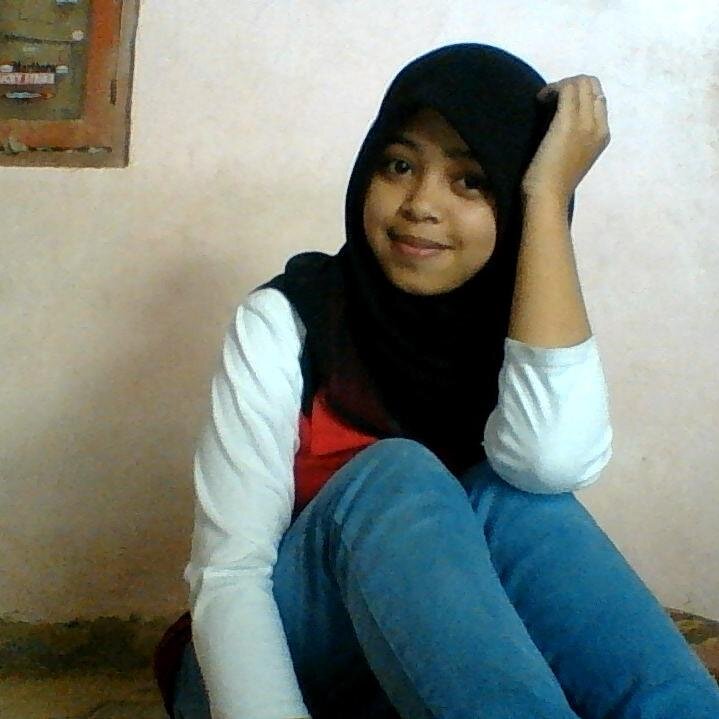 ernay142's profile picture. 