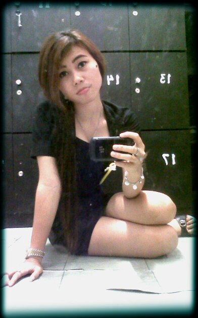 ichamarisha17's profile picture. B E B A S