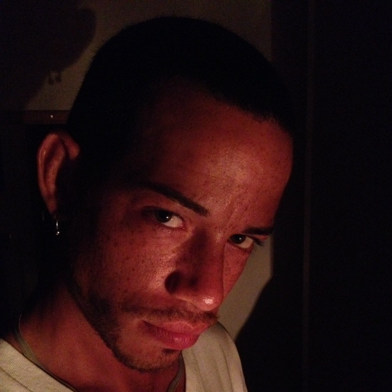 hottboi4u2's profile picture. 