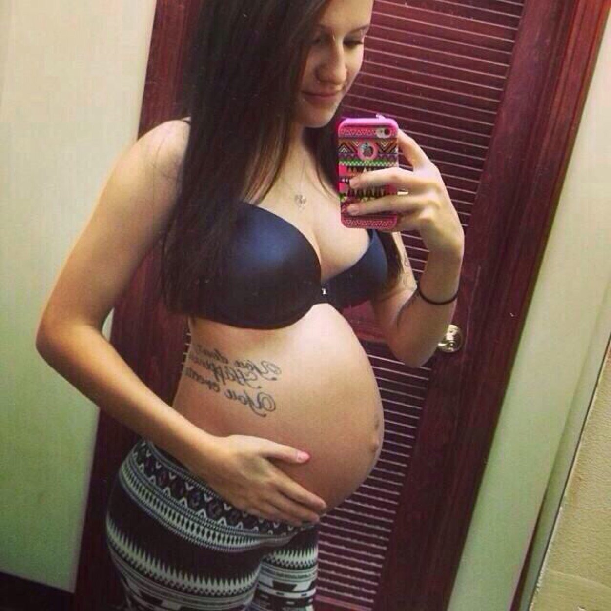 Engaged to Jordan Jenson 21 yrs old Pregnant iPhone 5c Instagram: Californiachic21 FaceBook: Jade Sowlaty My Best Friend Is (Tiffany Ann Lucas)