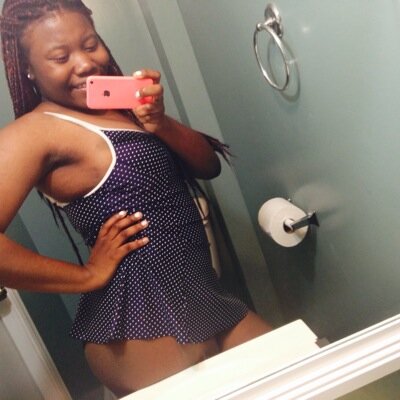 fieldsashley16's profile picture. 