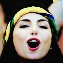 “Acho que não temos a obrigação de conseguir, mas temos o compromisso de tentar.” ― Mel Fronckowiak