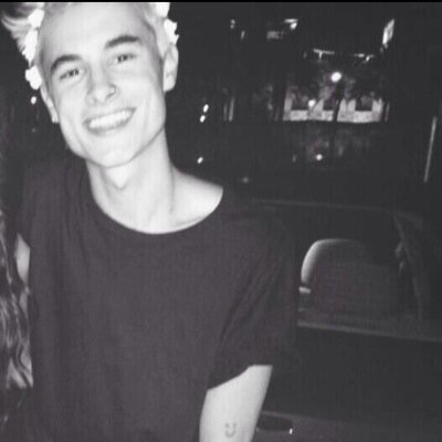 Saw O2L on 6-20-14 • Met Jenn and Tyler Ward on 5-28-14 • Jenn follows
