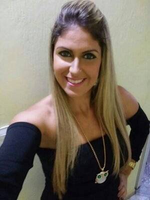loirajelzinha's profile picture. 