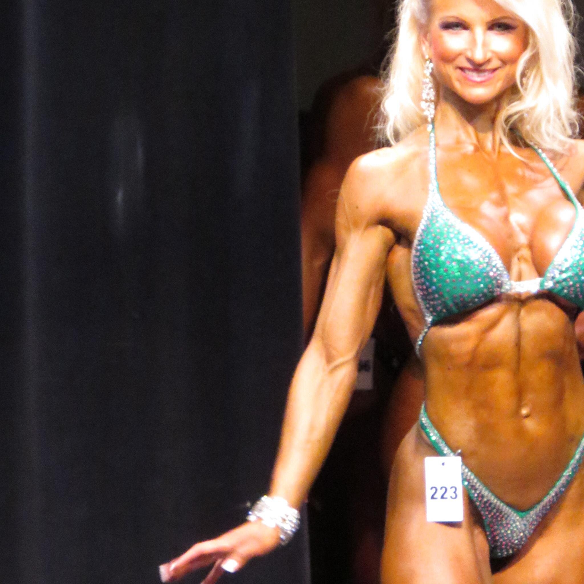 My focus is to give people information on fitness, nutrition, recipes and makeup knowledge on how to apply and wear right colors for shows!!!