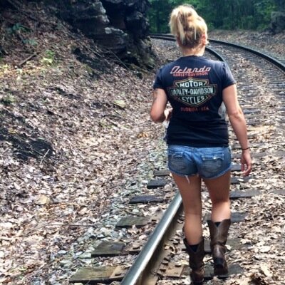 West Virginia, 19, married to Jon Dylan Hughes ❤️