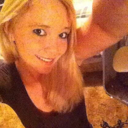 HunterGirl215's profile picture. 