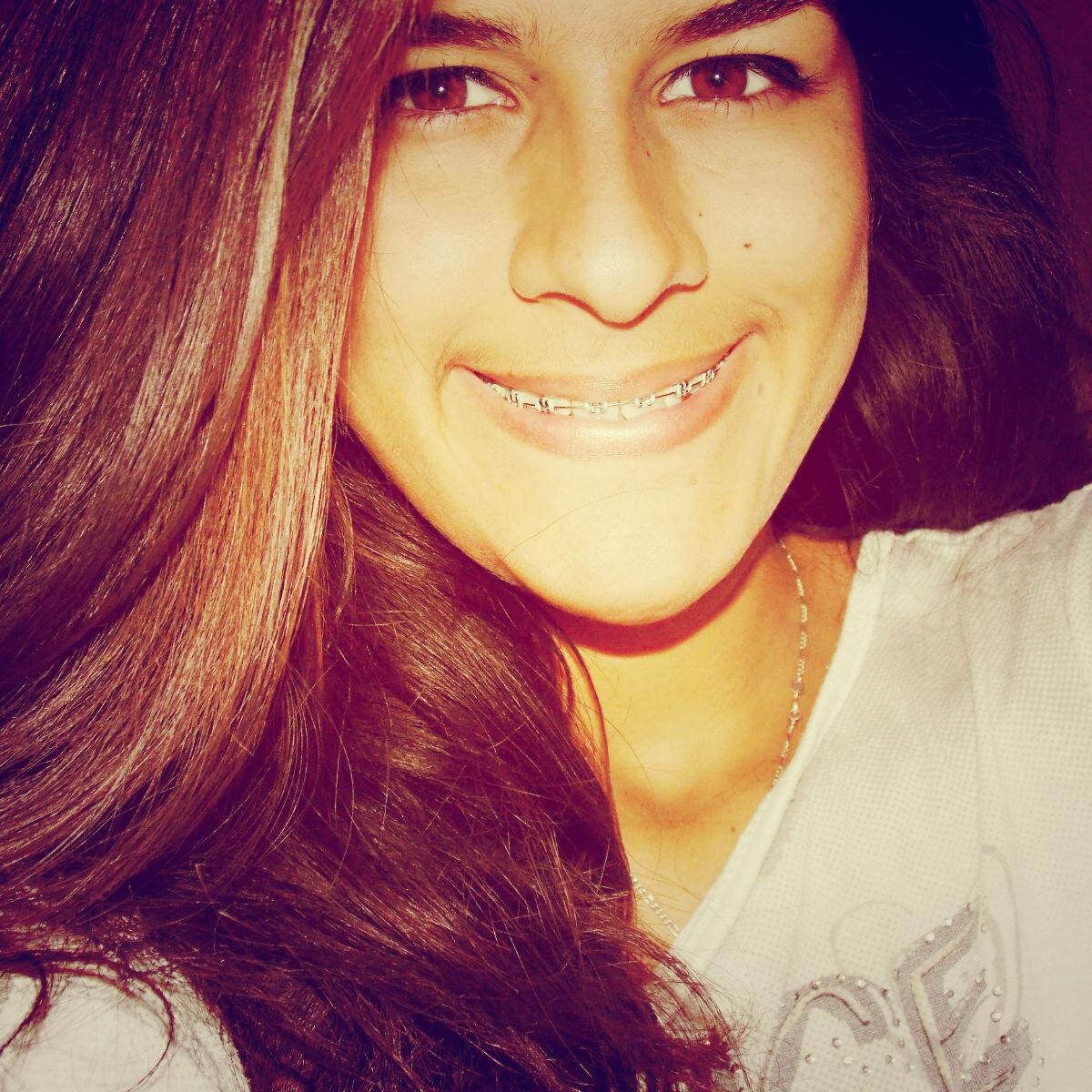 Describirme es limitarme.