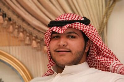 ‏سئل حكيم: ما هو أكبر مكسب للإنسان في حياته؟ فقال: ذكر الأخرين له بالخير في غيابه ..