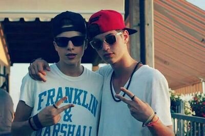 16.✞Tuitdecasado con @ConRdeRosa_ @SalchiPresident mi vida.