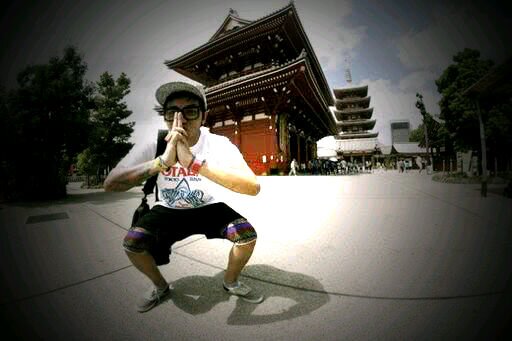 Follow yang itu @Derryshalata ya , akun yang ini rusak !!