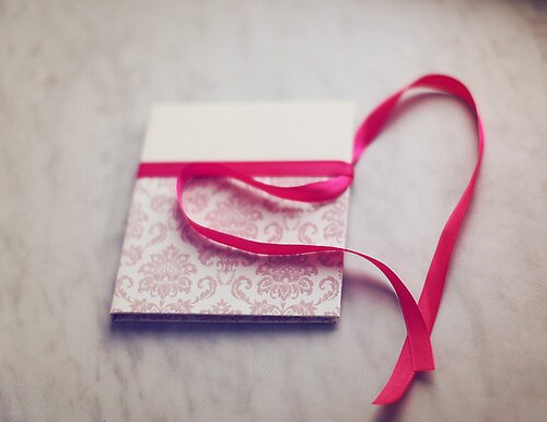 لا تكفوا عن الدعاء فَ الله يعطي بلا إنتهاء ..♡