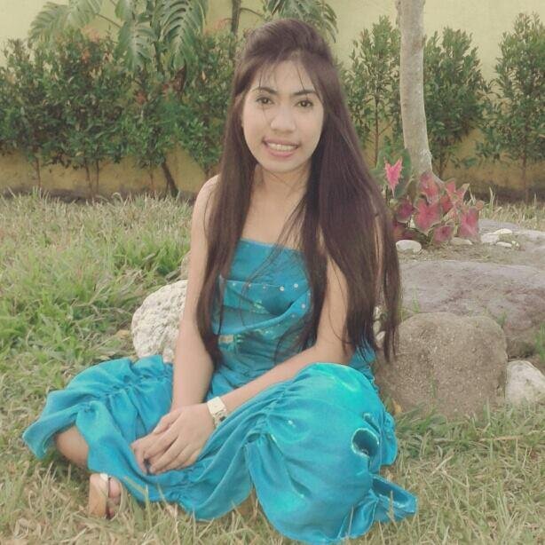 BE STILL AND KNOW THAT I AM GOD ||   SINNER SAVED BY GRACE     ||  Blogger http://t.co/59sqRtseZv || #2FAN #PHENOM #ADMU #OBF