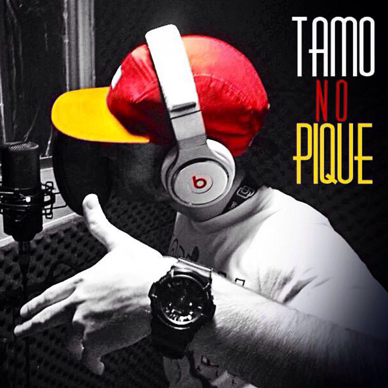 23, carioca.
Brinco de rimar e rimo brincando.
Faço Rap por amor mas quero ver nós faturando!