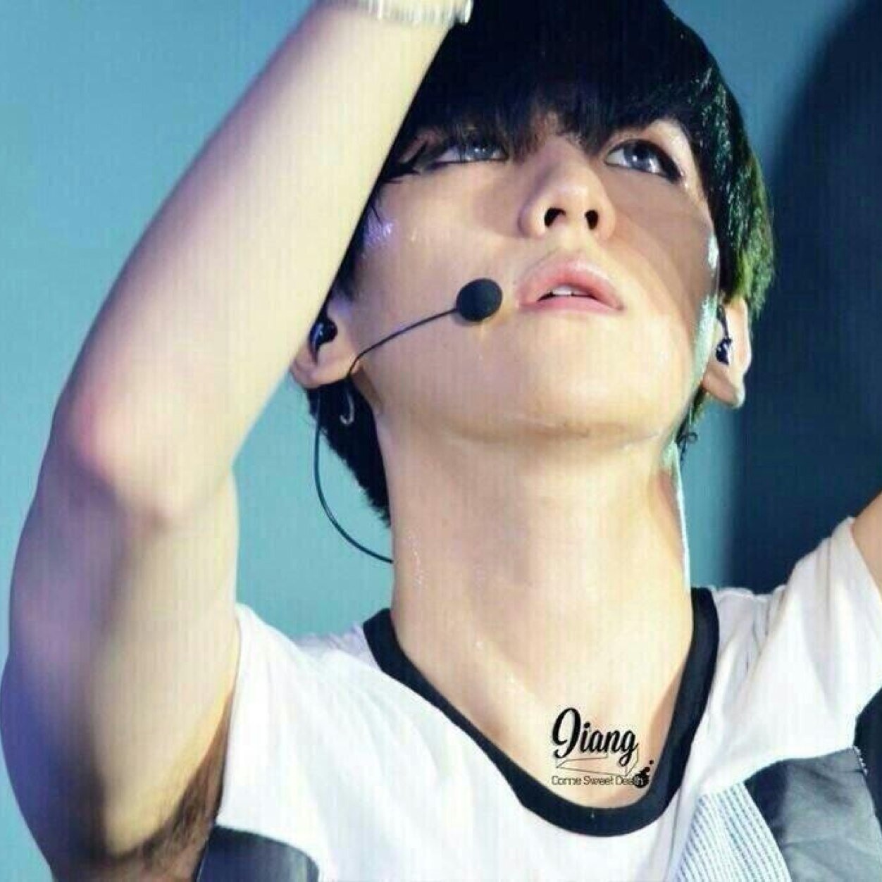 baekhyun bot(2014.5.20) インスタ→BAEKHYUNEE_EXO