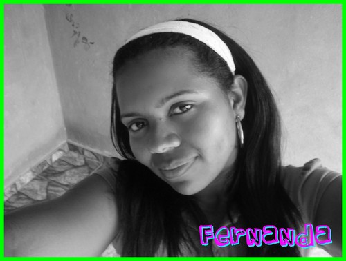 Olá meu nome é Fernanda,sou libriana, tenho 20 anos, e sou nova no twitter espero fazer novas amizades!!! Ou melhor seguir e ser seguida!!! Bjuus