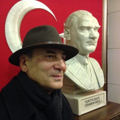 serdarerdurmaz's profile picture. 