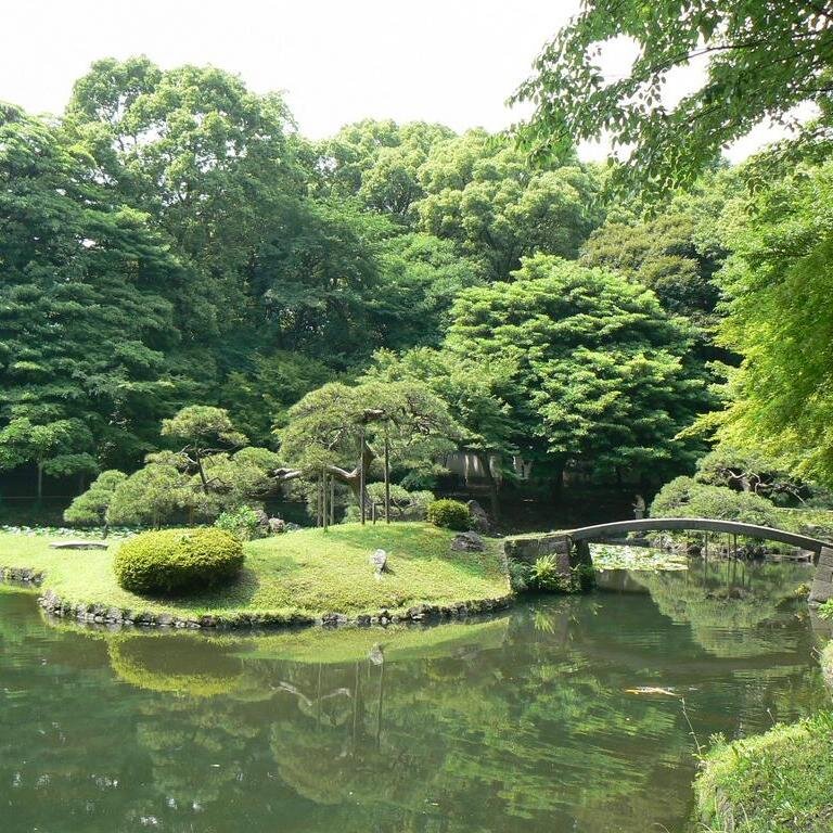 日本庭園の美しい風景をつぶやきます。緑豊かな風景があなたの癒しになりますように。気に入った画像があればRTして下さいね♪