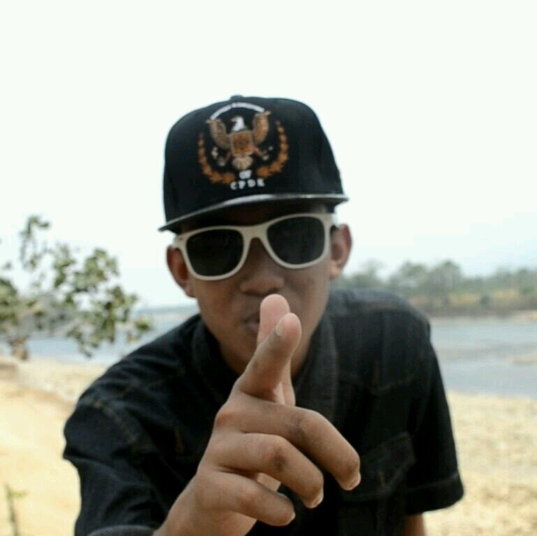 Official Account of ElvigiVal | Fans of @Rvg_Rival | Always support Him, always and Forever♥ | Love RAPPER!