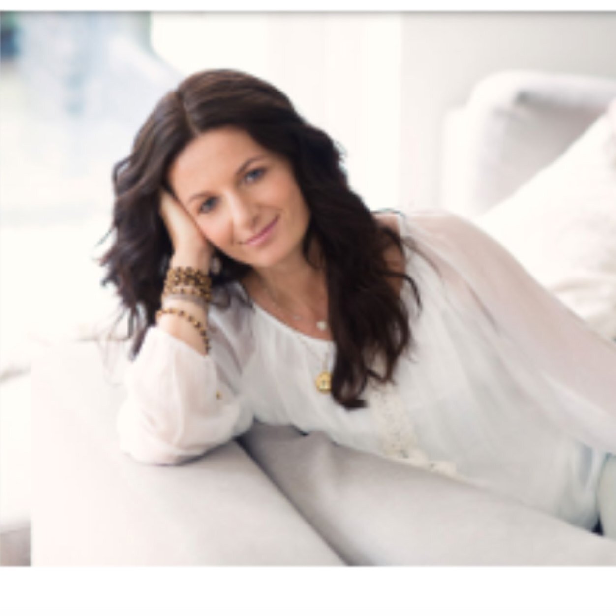 author 8 books. Love & Happiness ❤️! http://t.co/zTTla6sw and yoga-meditation teacher http://t.co/LawnqSrr. certified chopra center teacher.