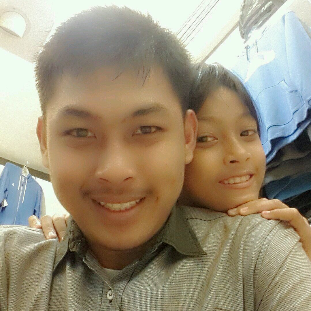 IraIra68's profile picture. biNtaNg ♥ Irghie     Jangan pernah berhenti berharap dan percaya, karena oleh Tuhan, satu detikpun mampu mengubah segalanya menjadi indah